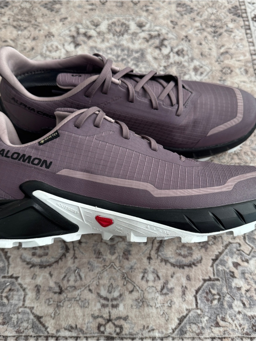 NWOB Salomon AlphaCross 5 GTX GORE-TEX Pink 473110 Women's 11 Walking Trainers